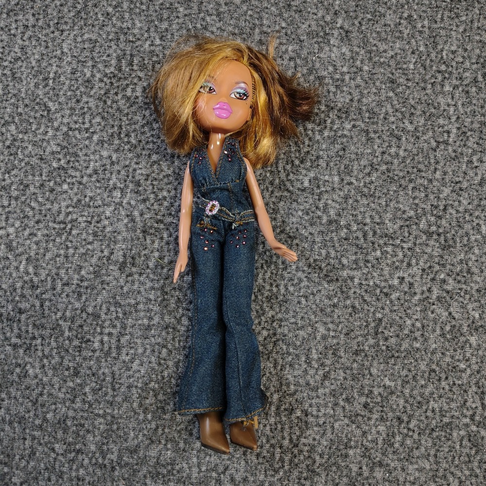 Y2K Yasmin bratz doll
